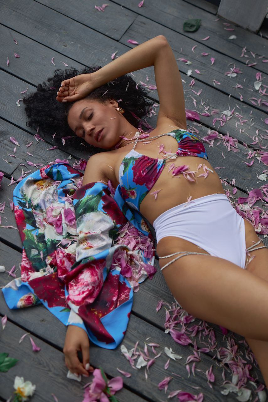 swimming suit